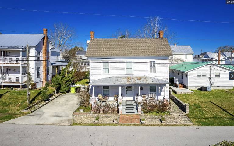 House  Swansboro