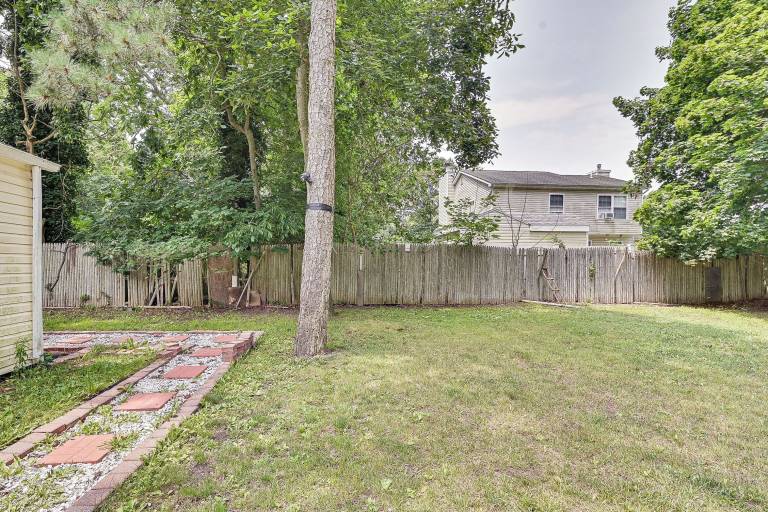 Apartment  Mastic Beach
