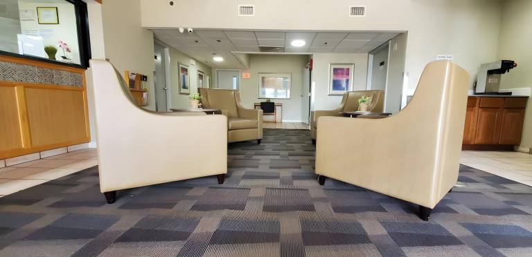 Plano Inn & Suites — photo 2