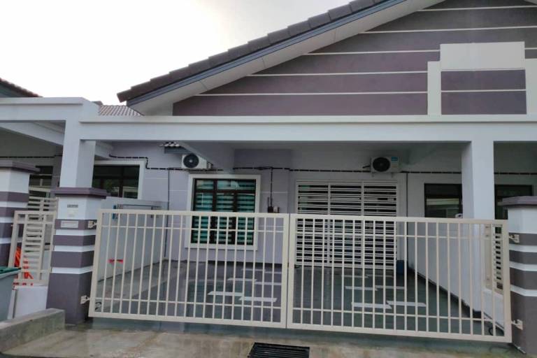 OYO Homes 90611 Homestay D emas