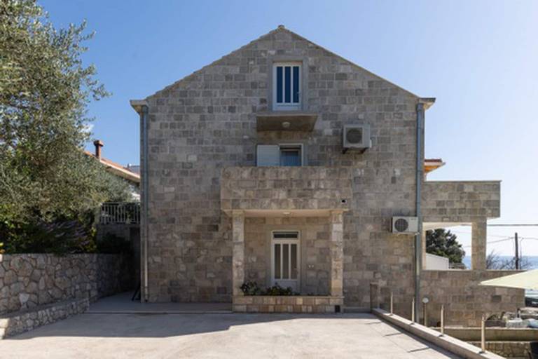 Apartman Molunat
