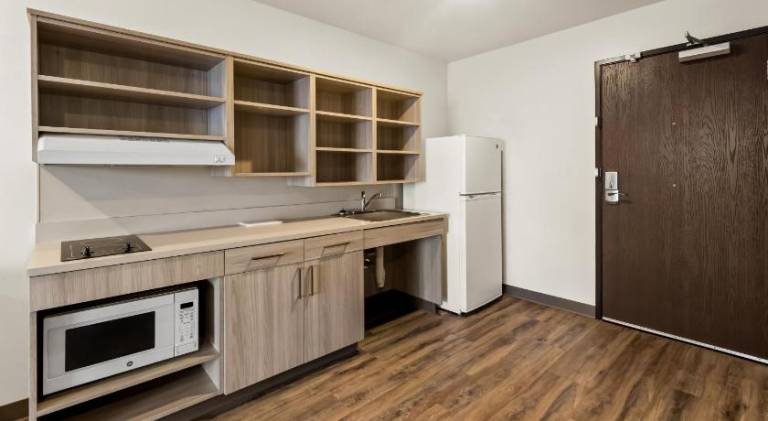 WoodSpring Suites Easton Nazareth — photo 4