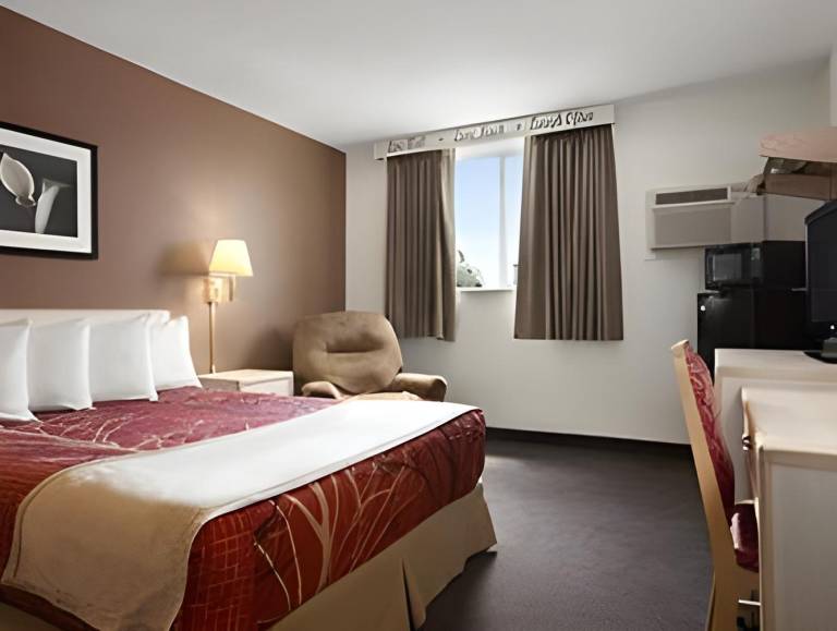 Econo Lodge Scottsbluff in Scottsbluff, NE