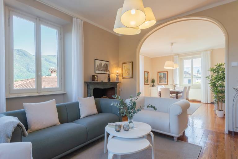 Children-friendly wonderful villa with patio, jacuzzi & garden | Lake view | Dogs allowed — photo 2