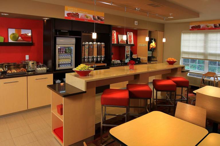 TownePlace Suites by Marriott East Lansing — photo 3