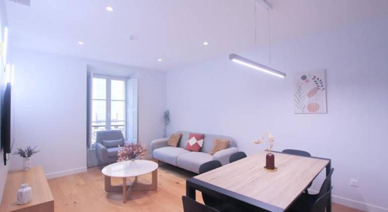 Rental apartment | Close to Bordeaux Cathedral — photo 4