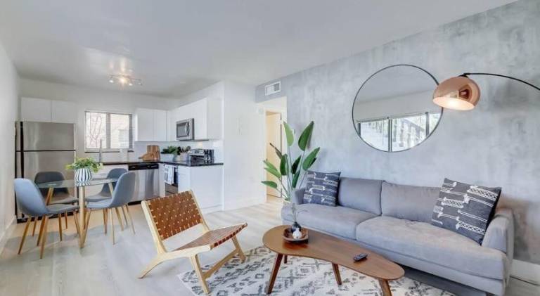 Wonderful rental apartment with pool | Dogs allowed in Fort Lauderdale, FL
