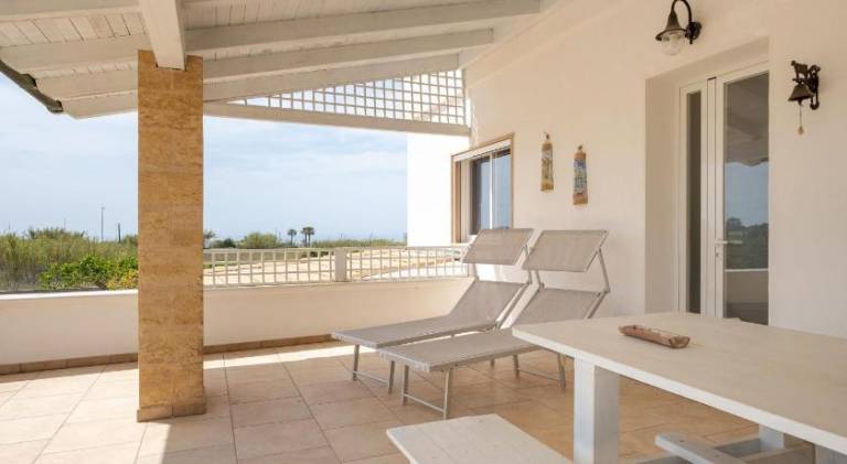 Villa with 1 room for 4 persons — photo 4