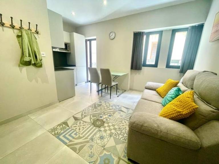 Modern Apartment in the Heart of Sevilla - Eva Recommends Soho Alameda 2 — photo 2