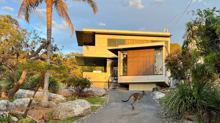 House  Currarong