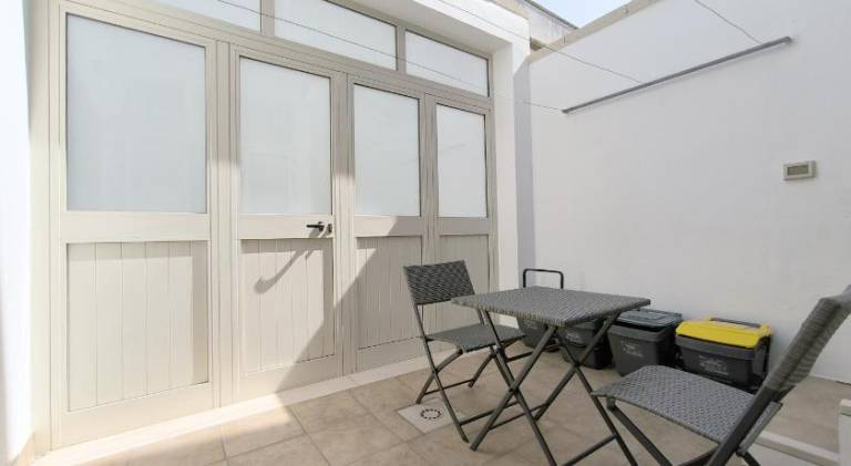 House with 2 rooms for 5 persons — photo 2