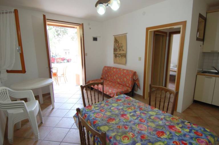 Apartment with garden | Nature view — photo 4