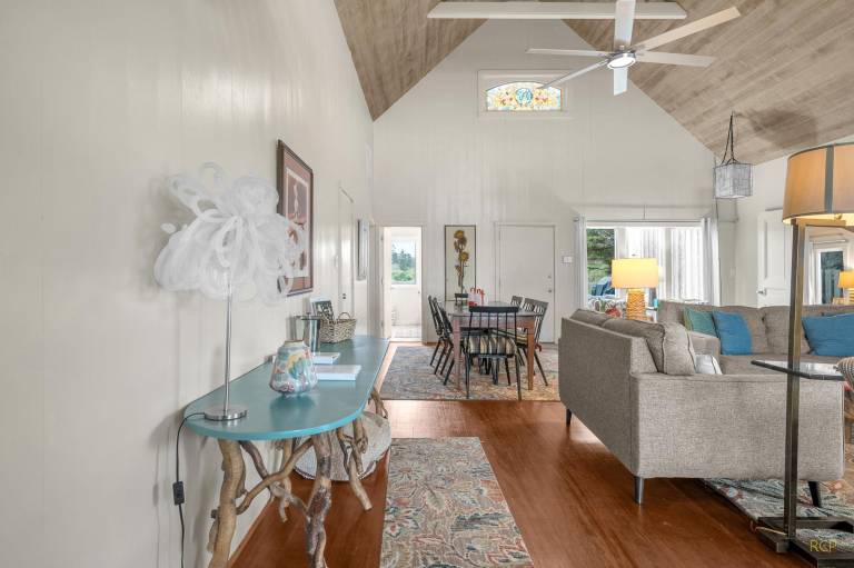 Seaside Cove Vue — photo 5