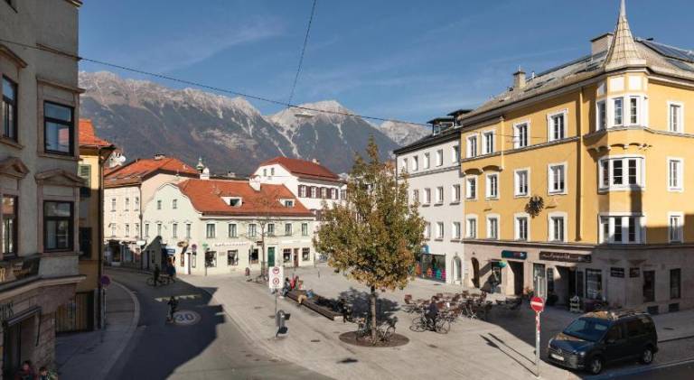 Holiday apartment | Close to Maria-Theresien-Straße | Perfect for remote work — photo 4
