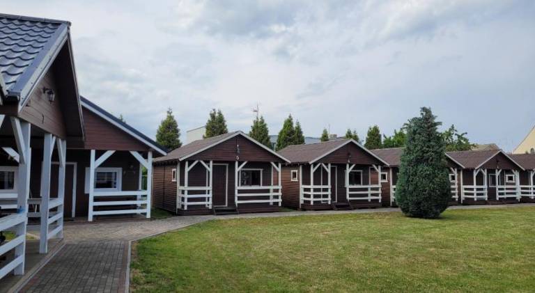 Lodge with grill, yard & patio — photo 5