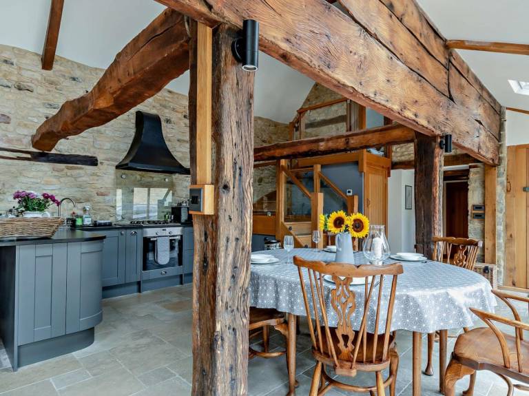 Cottage with grill — photo 2