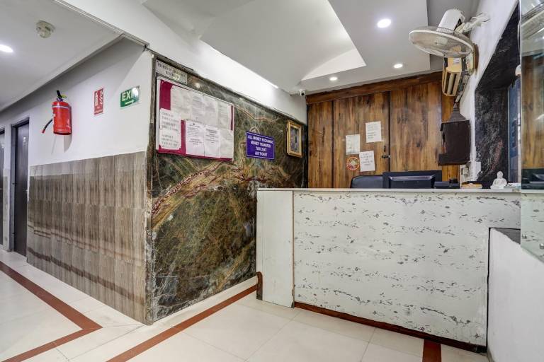Hotel Grand Lawson IGI Airport — photo 4