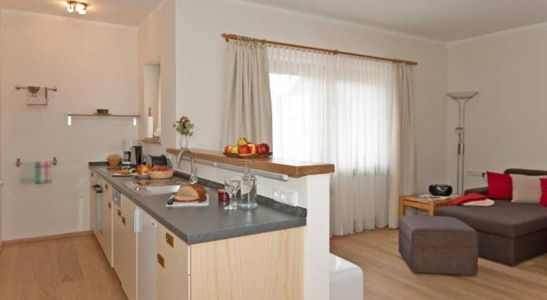 Holiday apartment with patio & sauna — photo 2