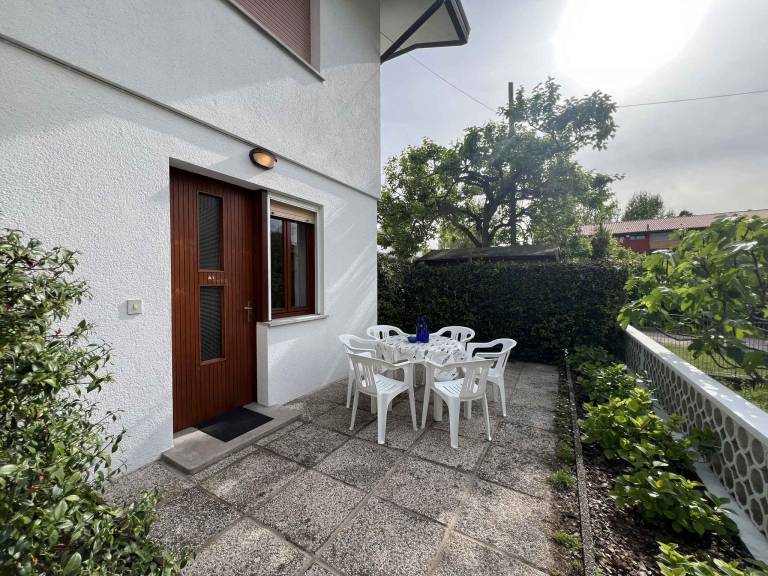Holiday apartment with terrace & garden | Beach nearby | Pet-friendly — photo 3