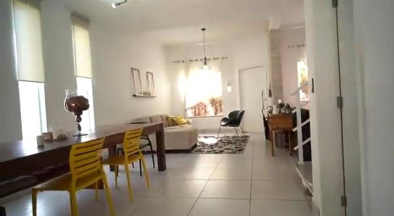 Quarto Privativo em Casa Linda — photo 2