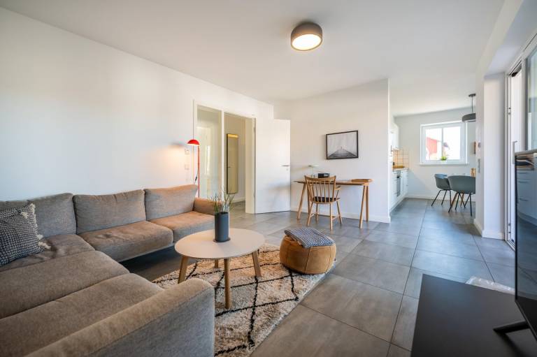 Strandnähe-2 SZ -Apartment mit Balkon-Zentrum von Binz-Villa Lindholm Whg.1 in Sellin