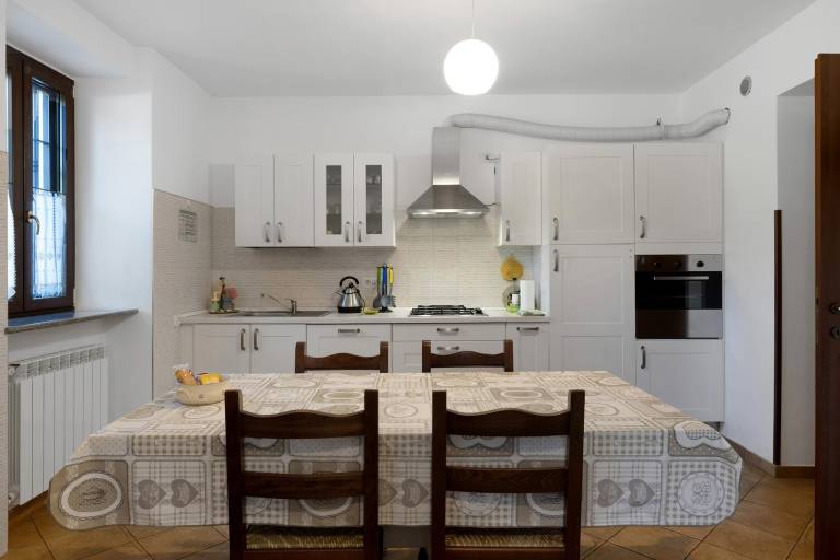 Holiday Home 'La Casa Sul Lago' with Sea View, Private Garden and Wi-Fi — photo 5