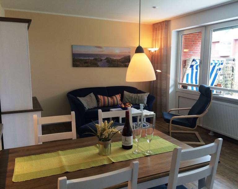     
Ferienwohnung ∙ 3 Gäste ∙ 2 Schlafzimmer
