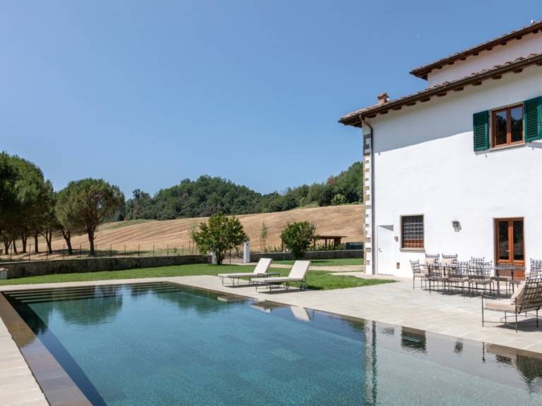 Luxury villa in panoramic location 30 minutes from Florence — photo 4