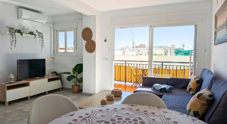Holiday apartment with patio | Good for workation in Benalmádena