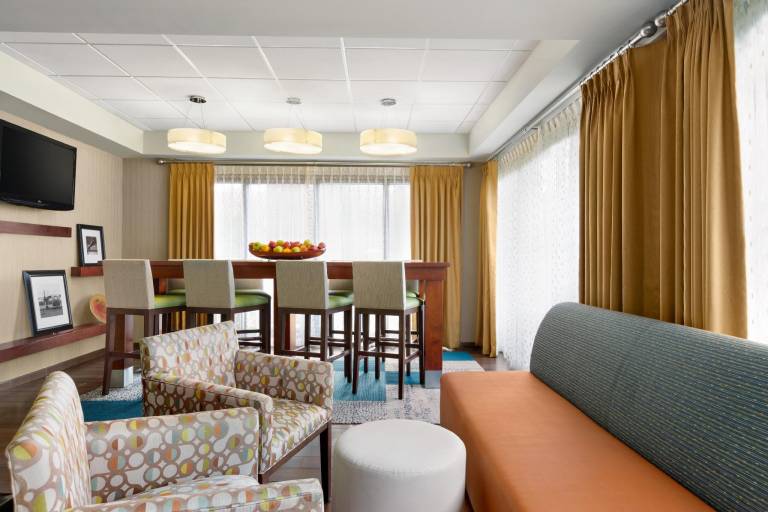 Hampton Inn Philadelphia/Mt. Laurel — photo 4