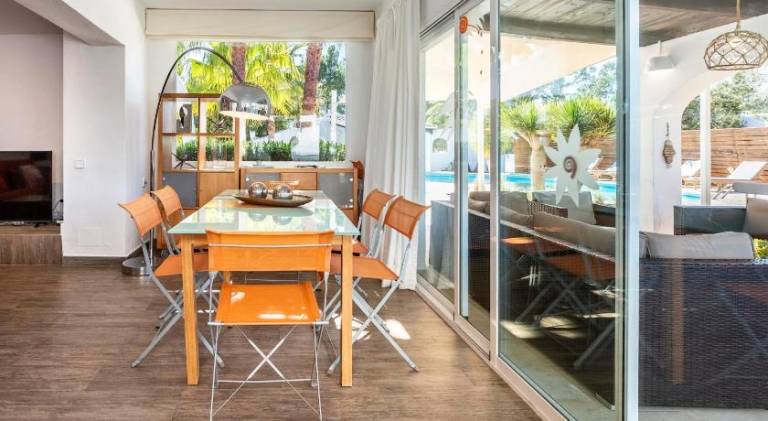 House with private pool, terrace & barbeque — photo 4