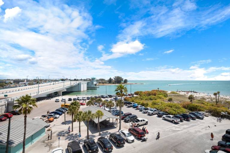 Condo Madeira Beach