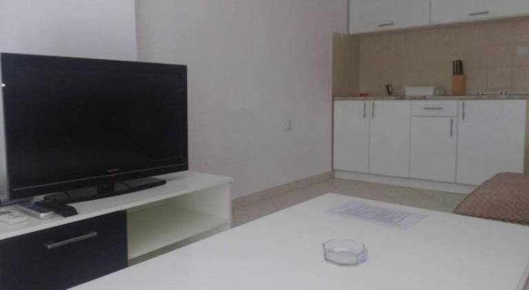 Villa with 2 rooms for 8 persons — photo 2