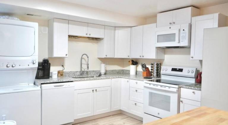 Holiday apartment with jacuzzi in Midvale, UT