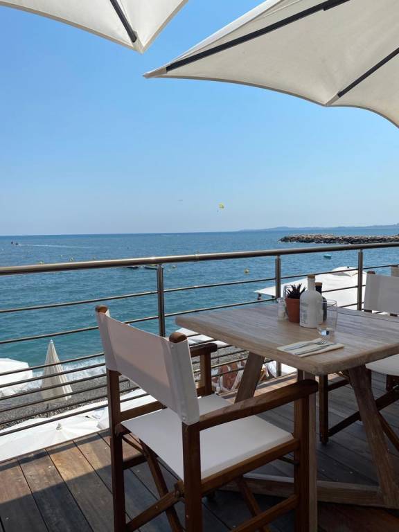 Vacation home with patio — photo 4