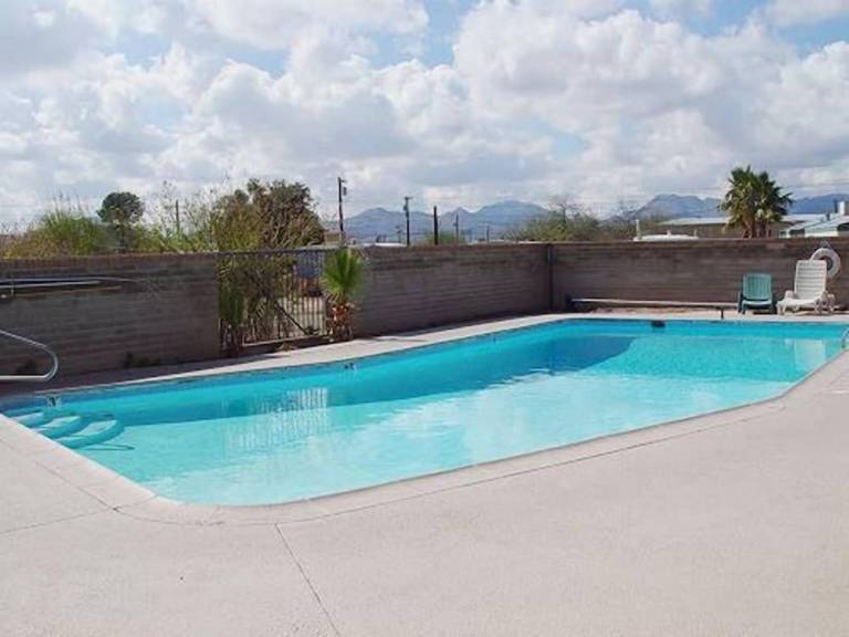 Motel Flowing Wells