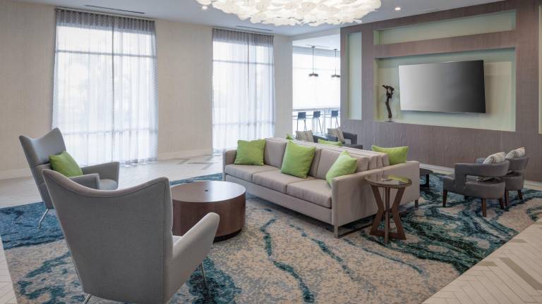 Holiday Inn Express & Suites Orlando At Seaworld By IHG — photo 2