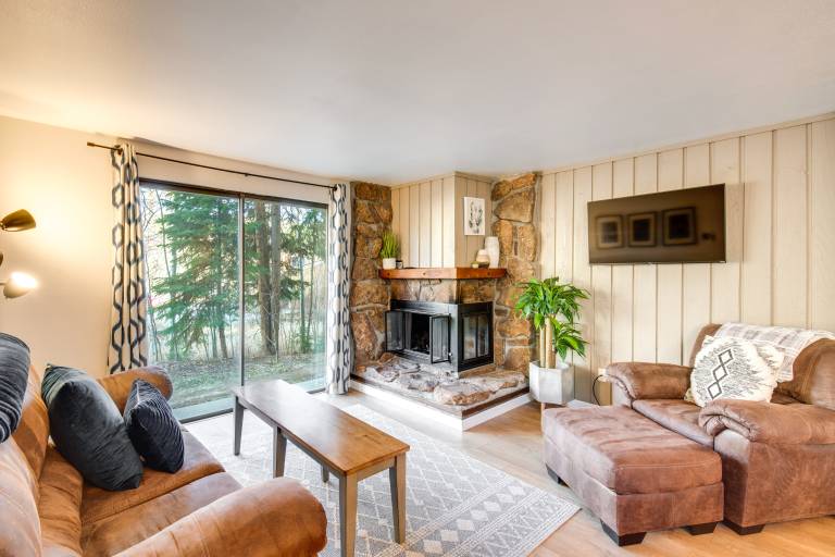 Hot Tub Access: Condo 2 Mi to Winter Park Resort! in Winter Park, CO