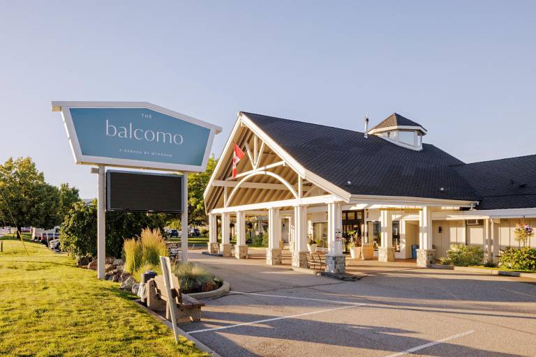 Balcomo, a Ramada by Wyndham in Penticton, BC