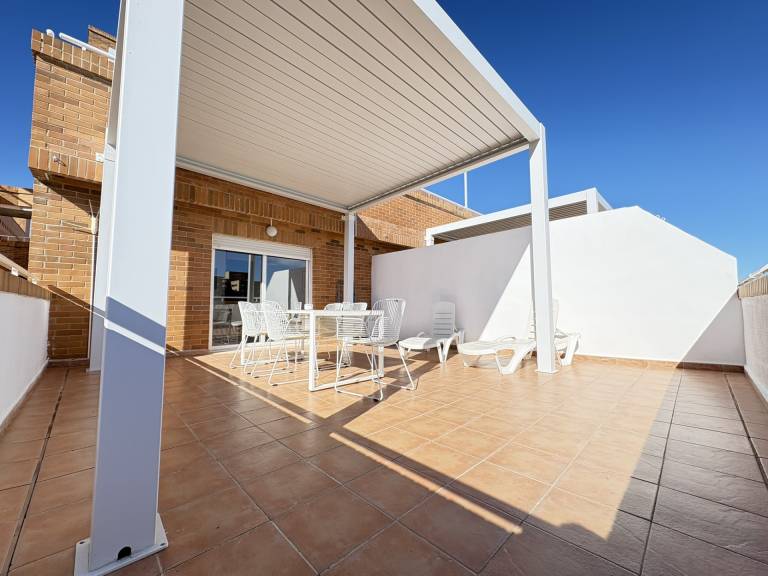 Fully equipped rental apartment with pool | Close to the beach | Pets allowed — photo 3