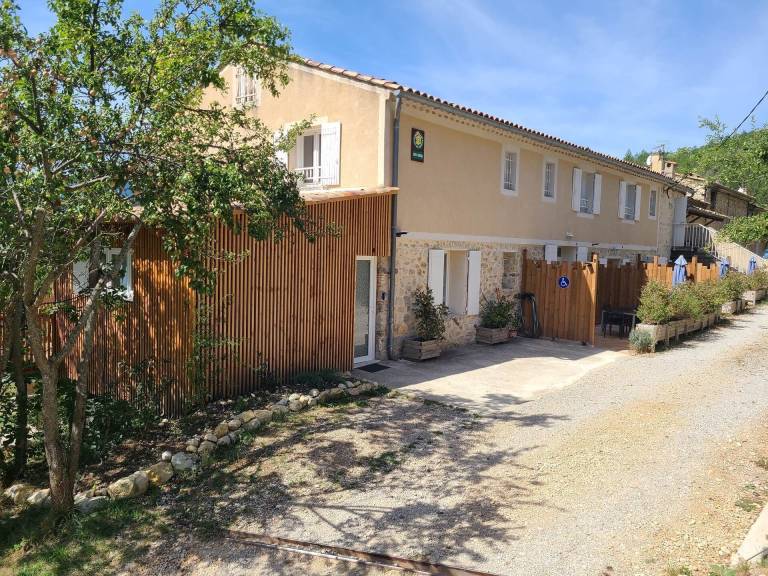 Appartement Montbrun-les-Bains