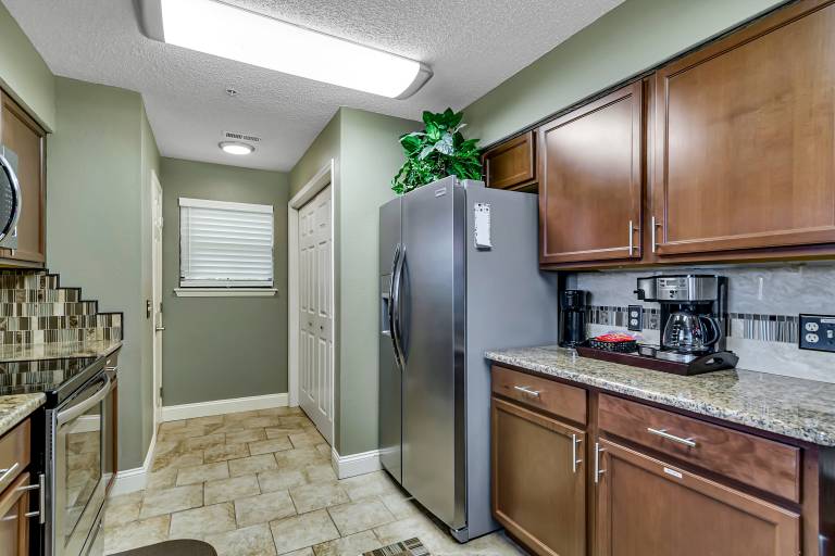 Fully equipped lovely condo with hot tub & sauna | Pets allowed — photo 4