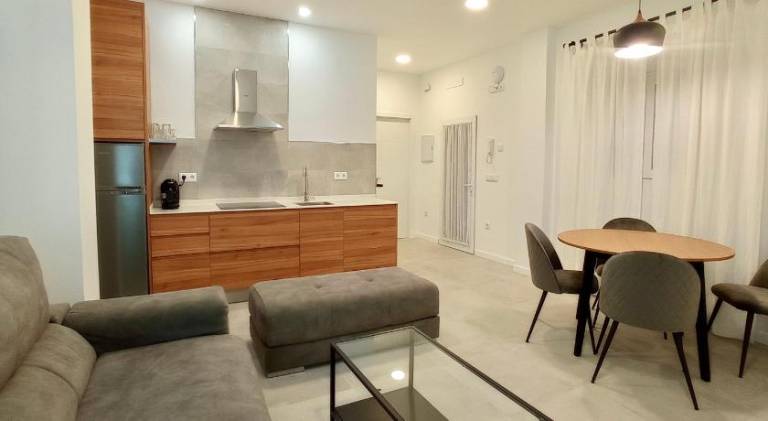 Apartment with 1 room for 4 persons — photo 2
