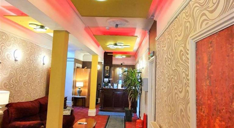 Yardley Manor Hotel — photo 5