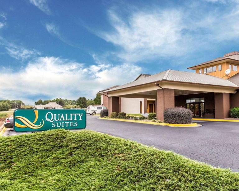 Quality Suites Hickory South in Hickory, NC