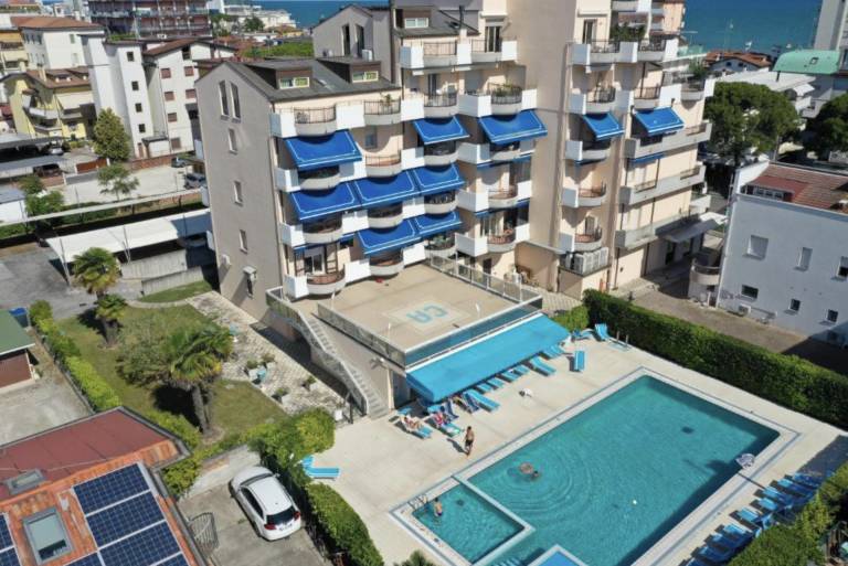Wonderful apartment with terrace | Next to the beach | Pets allowed — photo 2