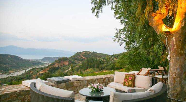 Ample villa with private pool, garden & barbecue | Good for workation | Pets are welcome — photo 2