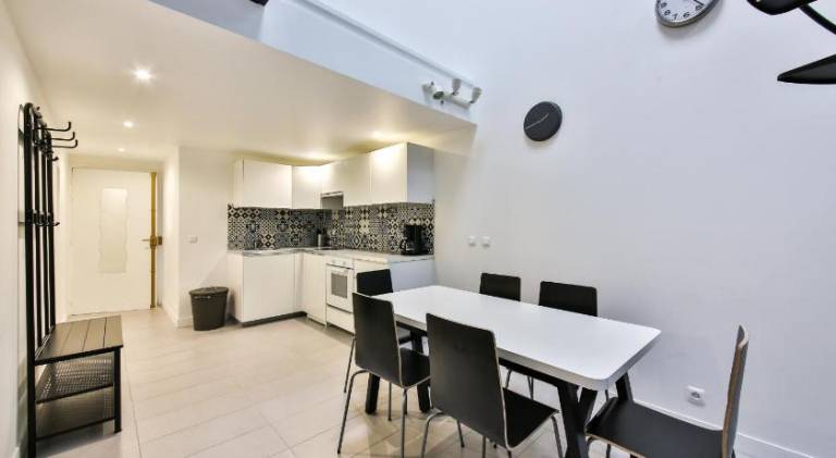 Holiday apartment with 2 rooms for 6 persons — photo 4
