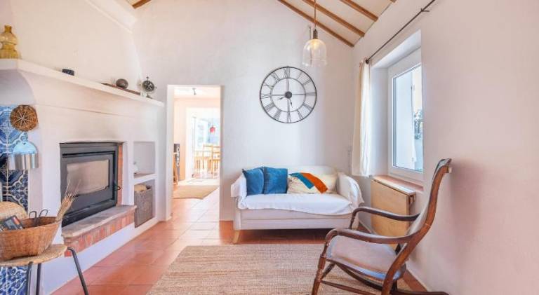 Pleasant vacation home with garden, barbeque & private pool | Pets are welcome — photo 2