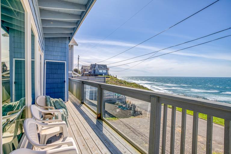 Oceanfront Views in Lincoln City, OR
